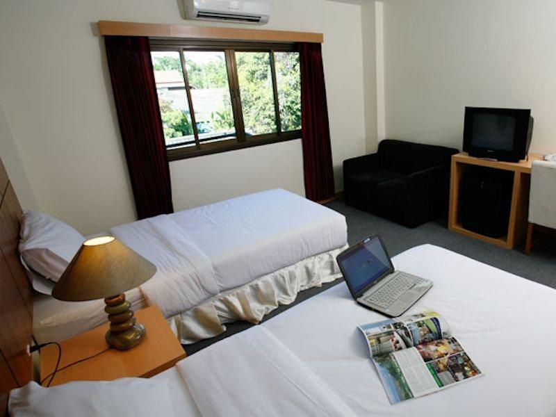 Myqxpress.Chaweng Hotel Koh Samui Bagian luar foto