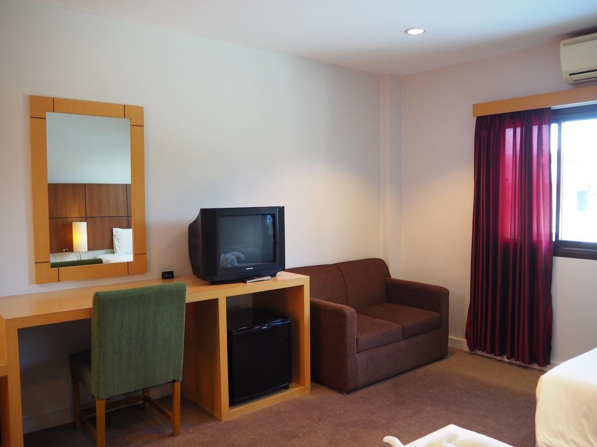 Myqxpress.Chaweng Hotel Koh Samui Bagian luar foto