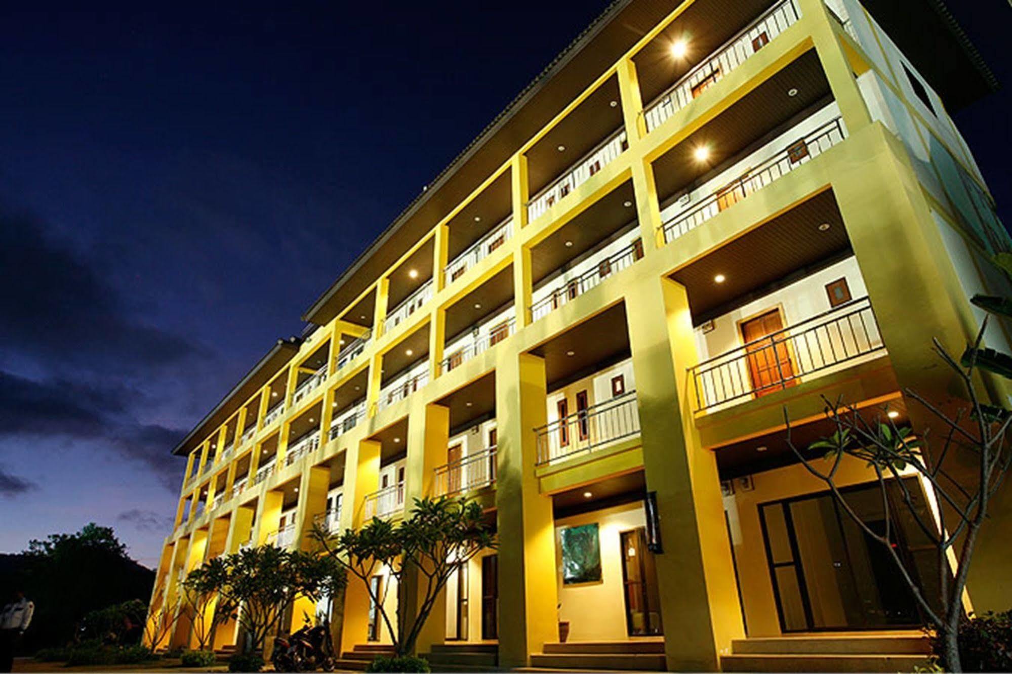 Myqxpress.Chaweng Hotel Koh Samui Bagian luar foto